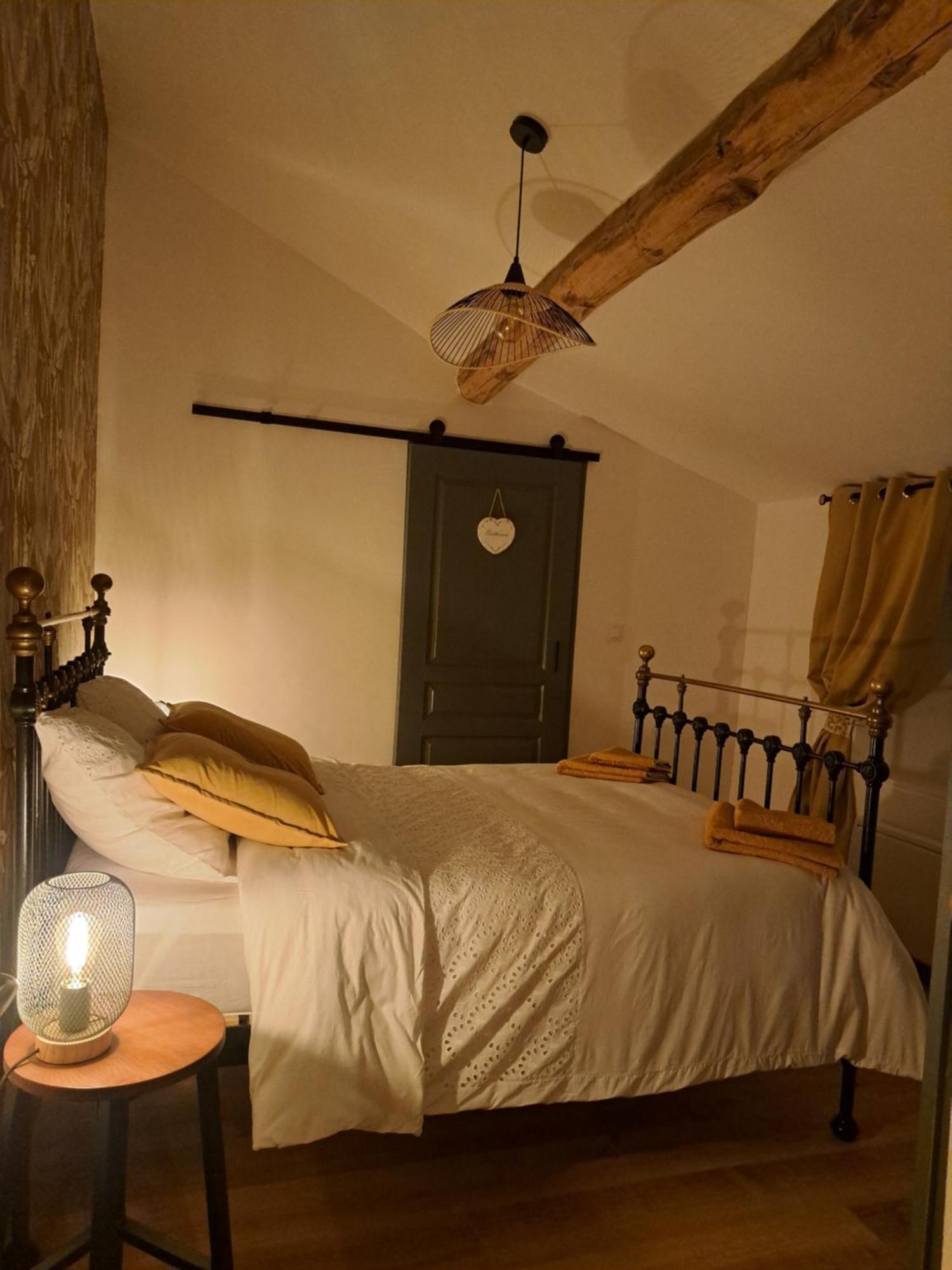 Lavallade12 Chambers D'Hotes Roussines 外观 照片