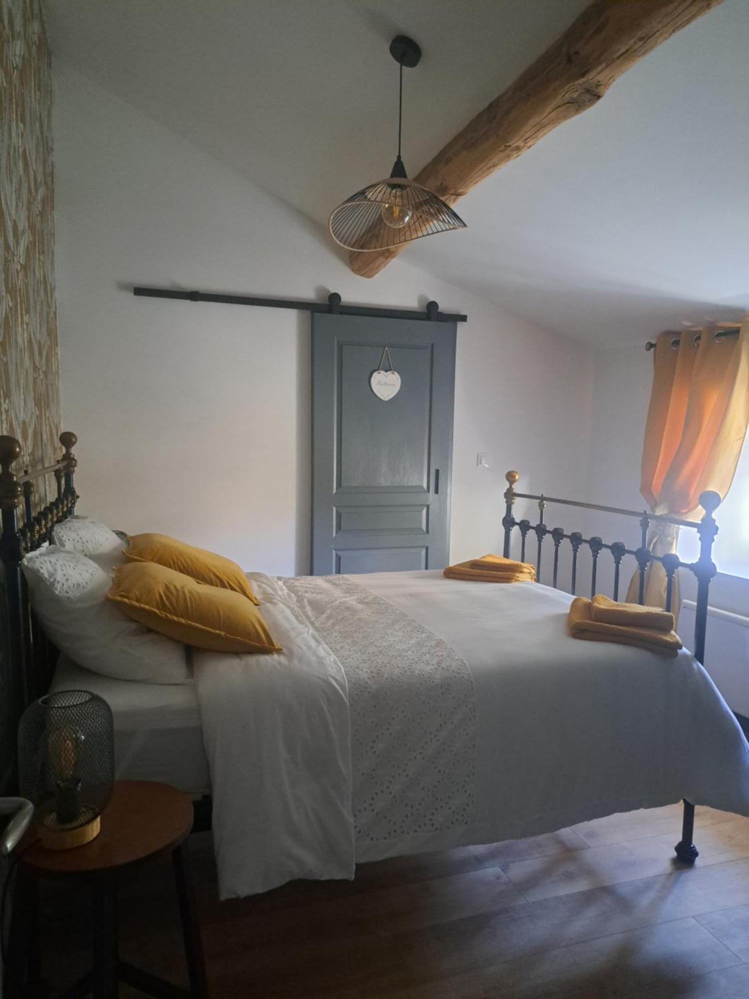 Lavallade12 Chambers D'Hotes Roussines 外观 照片